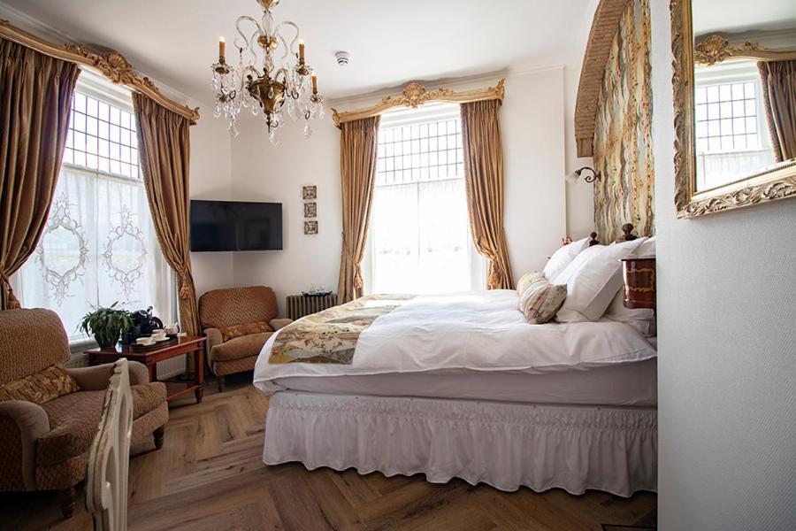 Hotellerie Het Wapen Van Athlone De Steeg Luaran gambar